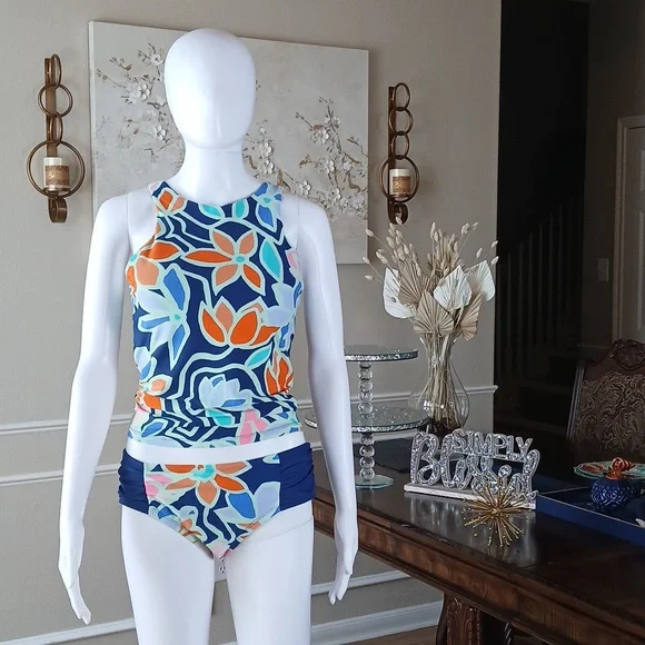 Women's Skechers Floral Patterned 2 Pc Tankini Set Swimwear. Size M - Picture 8 of 17